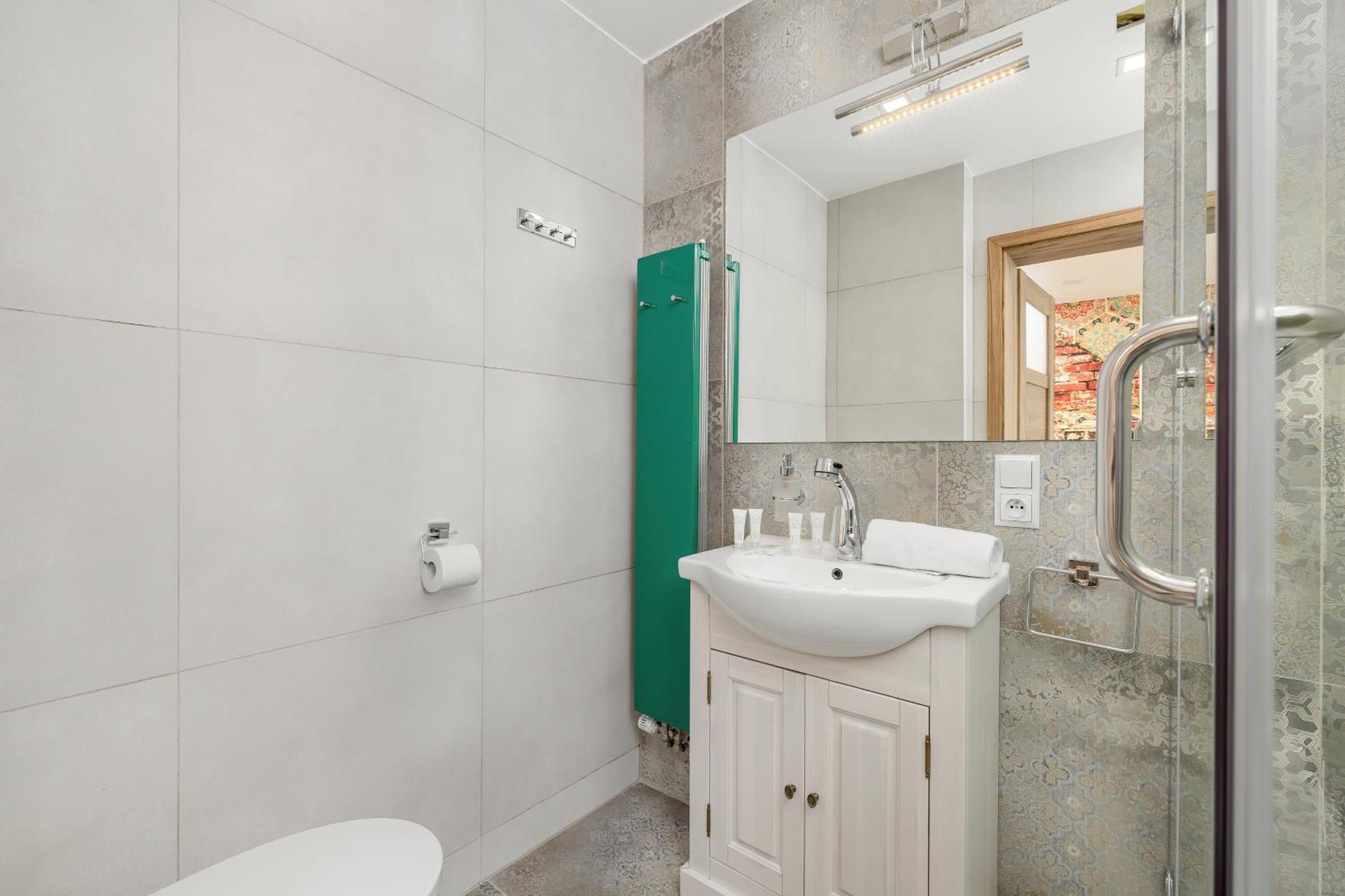 Nowoczesne I Stylowe Apartamenty W Centrum Bytomia Blisko Rynku By Noclegi Renters Exteriör bild
